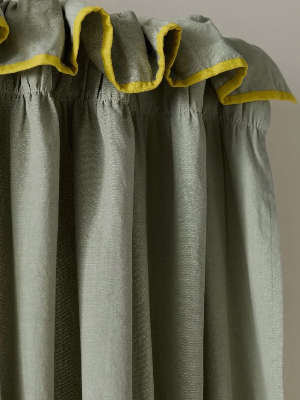 Anthropologie cotton ruffle top woven curtain panel 96 x 50 moss green yellow